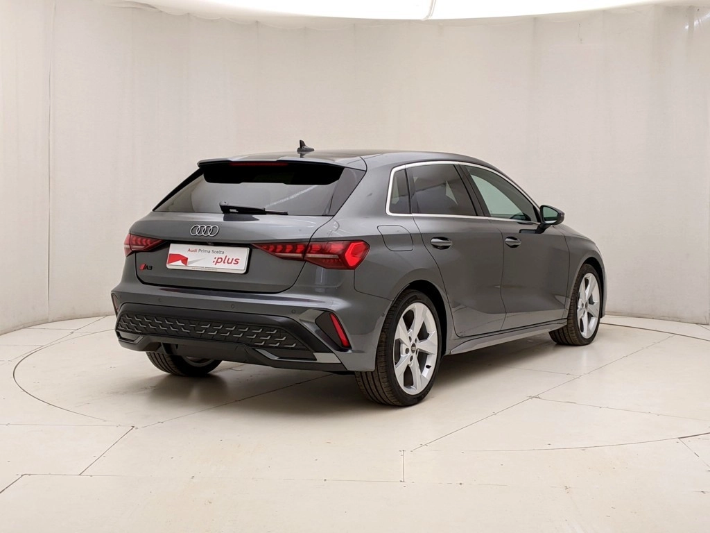 img-3 Audi A3 Audi U1283274