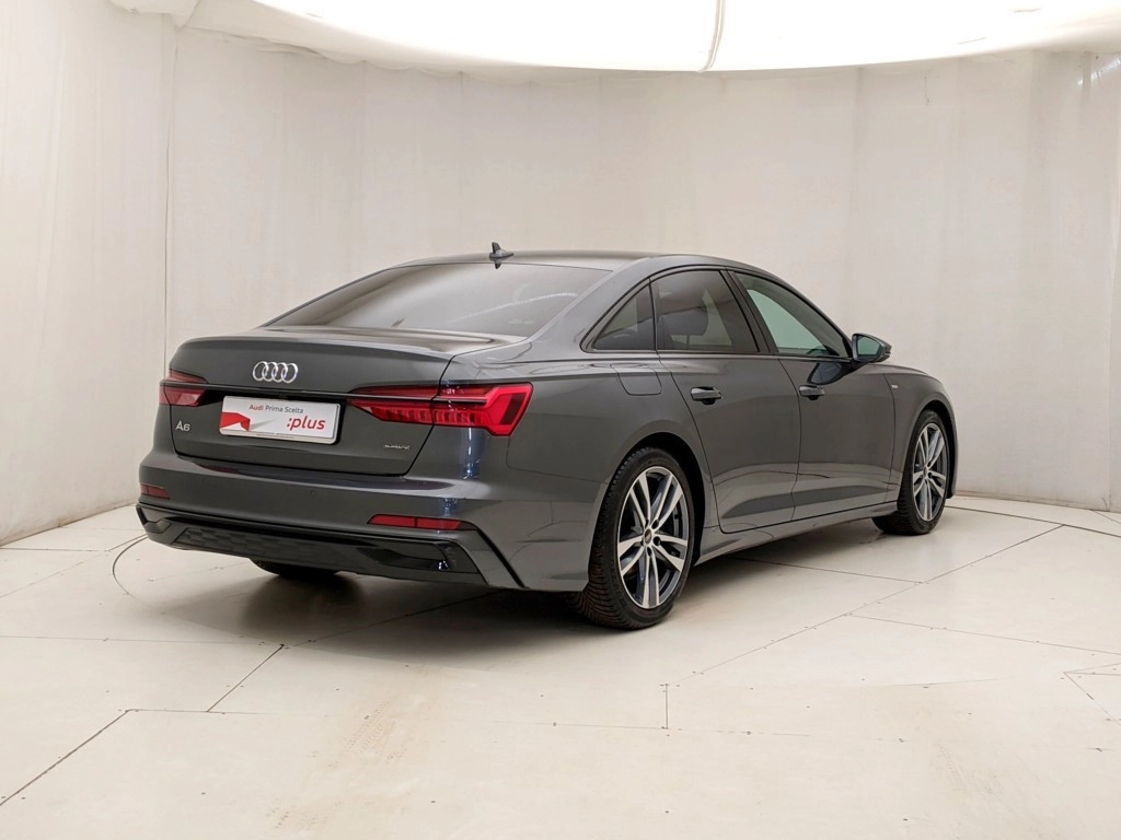 img-3 Audi A6 Audi U1284310