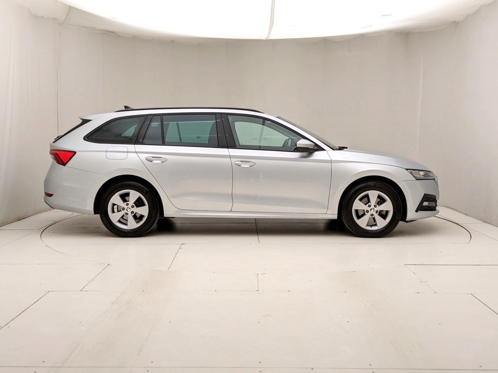 img-2 Skoda Octavia Skoda U1283701