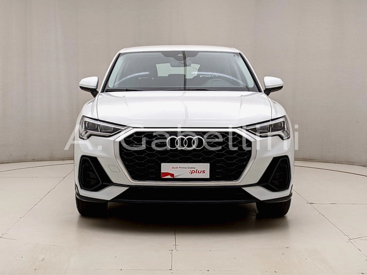 img-1 Audi Q3 Audi U1283947