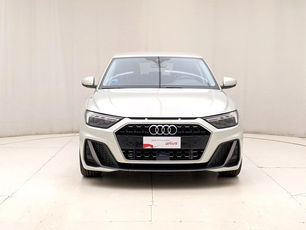 img-1 Audi A1 Audi U1284185