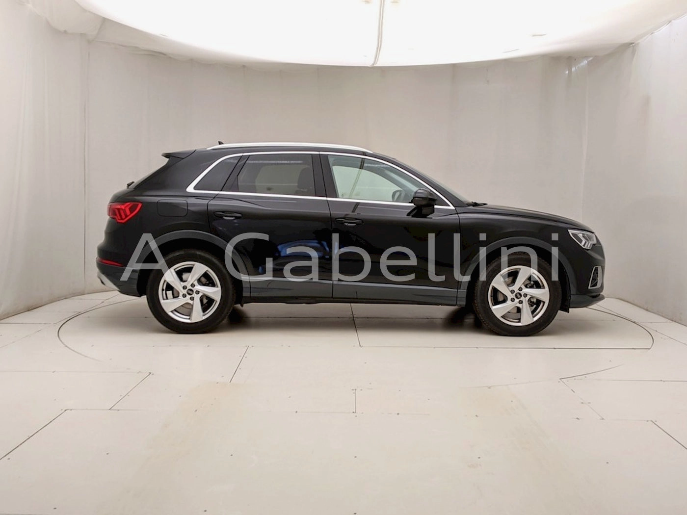 img-2 Audi Q3 Audi U1284061