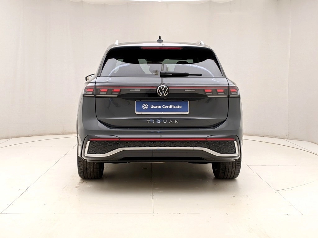 img-4 Volkswagen Tiguan Volkswagen U1283839