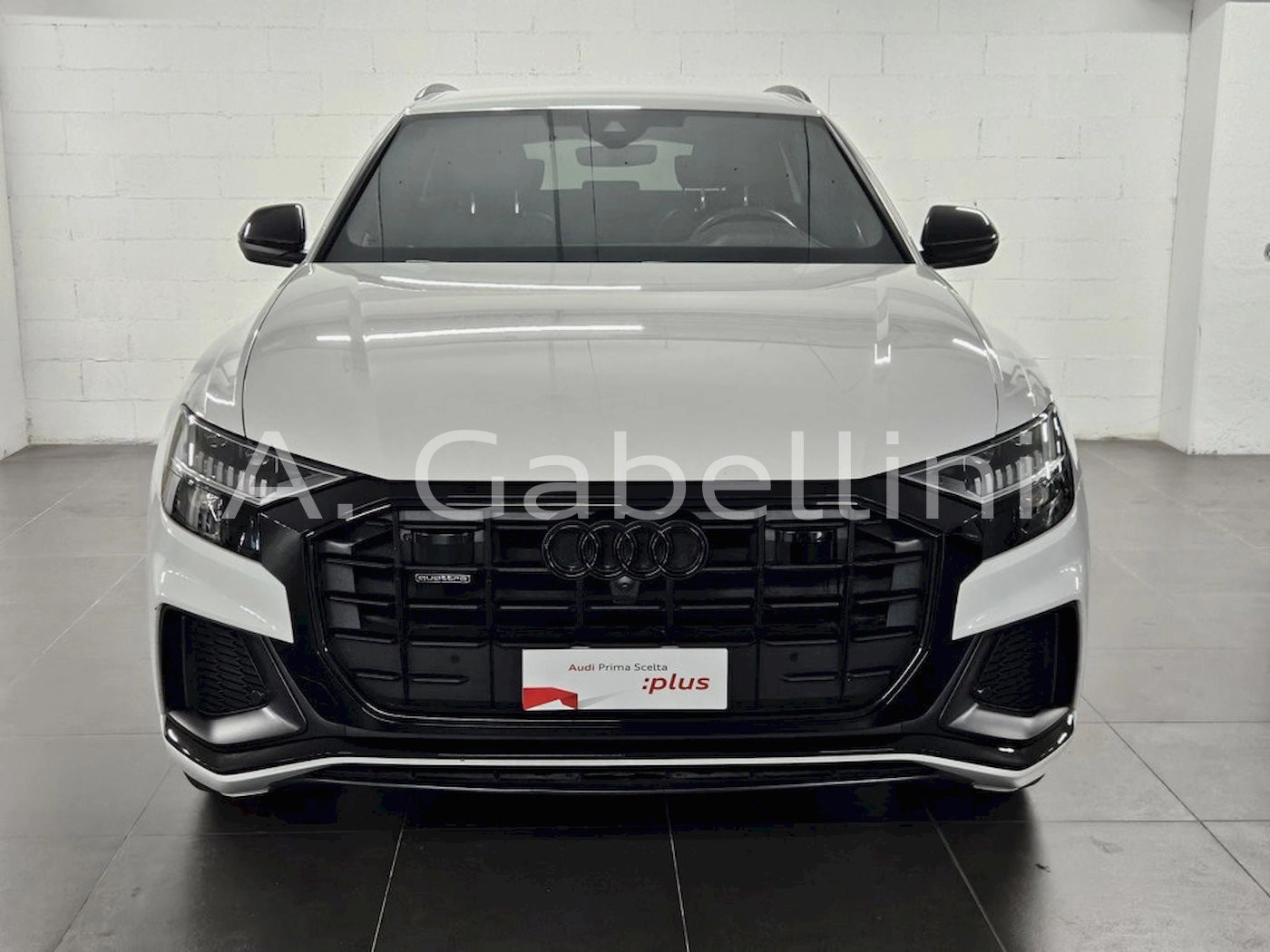 img-1 Audi Q8 Audi U1282957