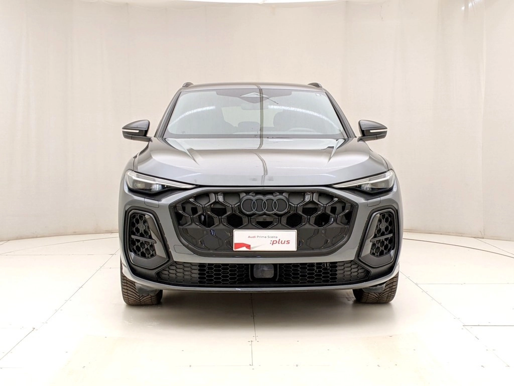 img-1 Audi Q5 Audi U1284317