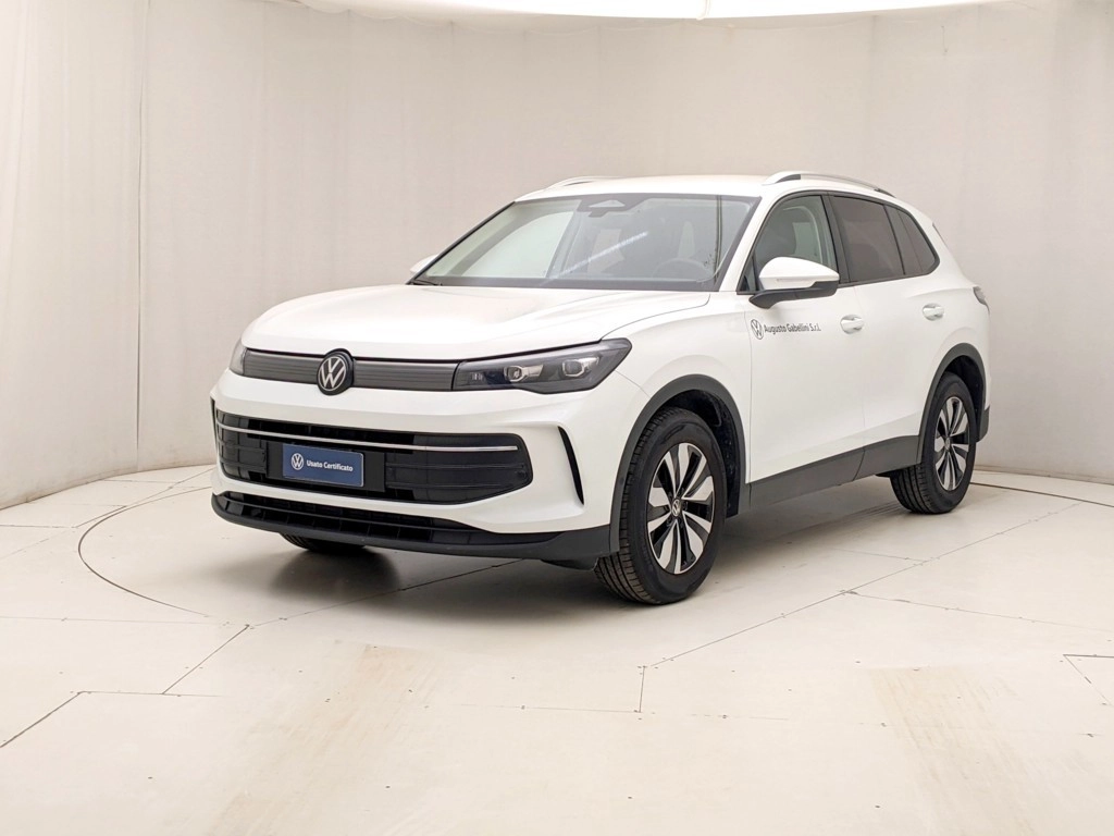 img-0 Volkswagen Tiguan Volkswagen N1248037