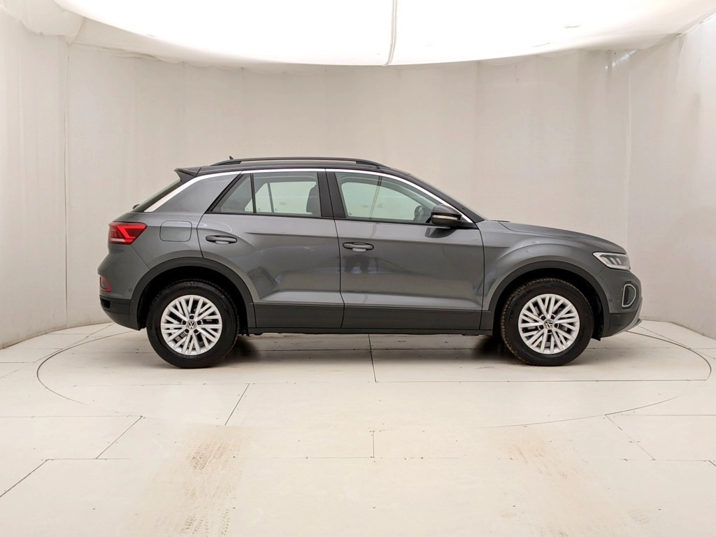 img-2 Volkswagen T-Roc Volkswagen U1284109