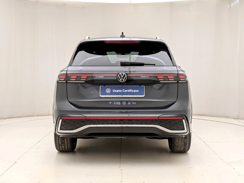 img-4 Volkswagen Tiguan Volkswagen U1283598