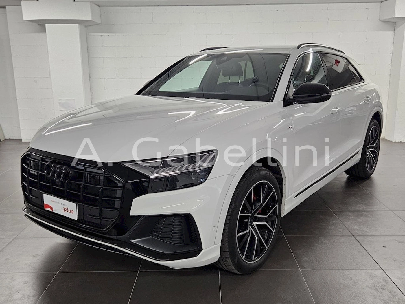 img-0 Audi Q8 Audi U1282957