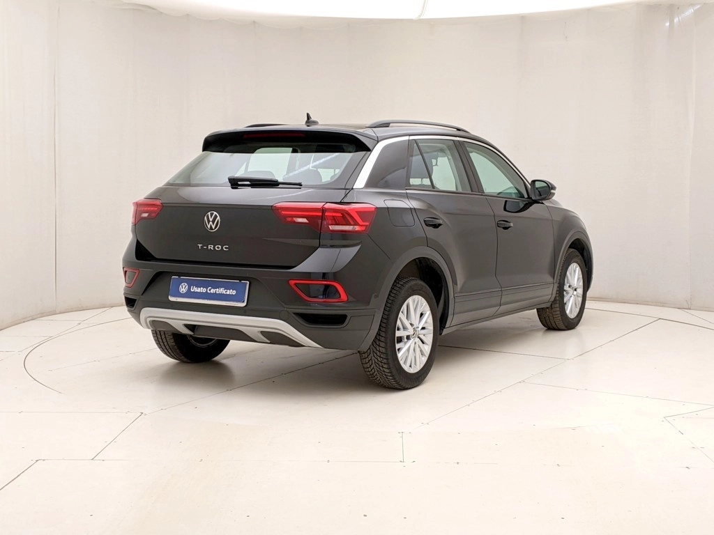 img-3 Volkswagen T-Roc Volkswagen U1283966