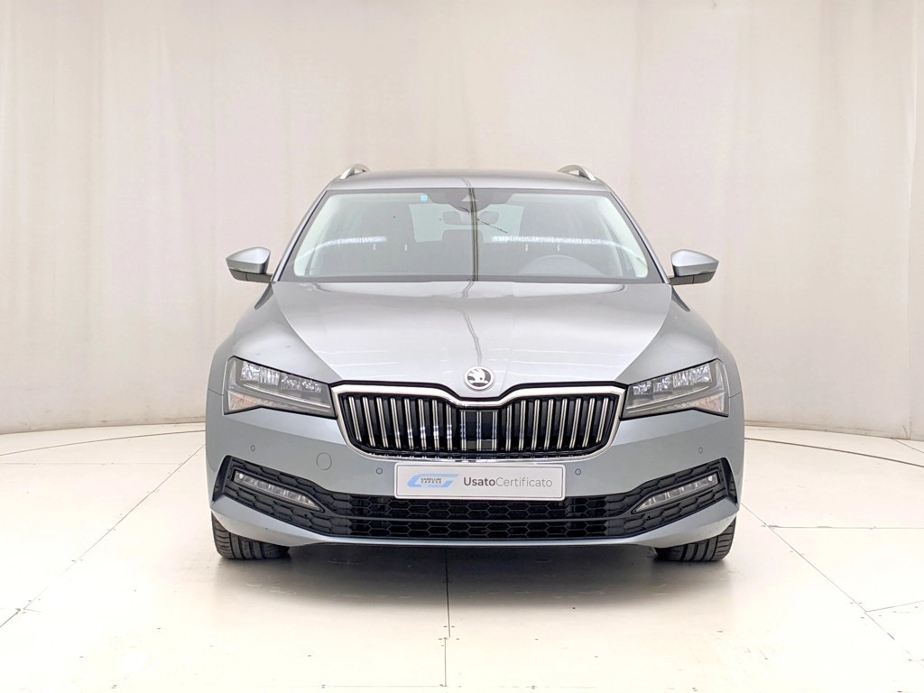img-1 Skoda Superb Skoda U1284424