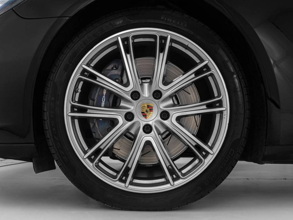 img-3 Porsche Panamera Porsche U1283605