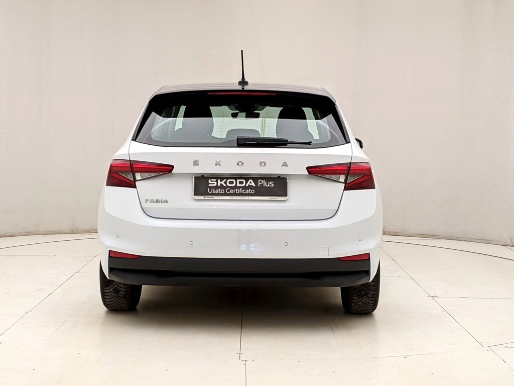 img-4 Skoda Fabia Skoda U1283387