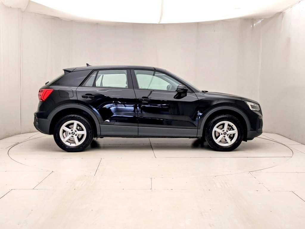 img-2 Audi Q2 Audi U1284430