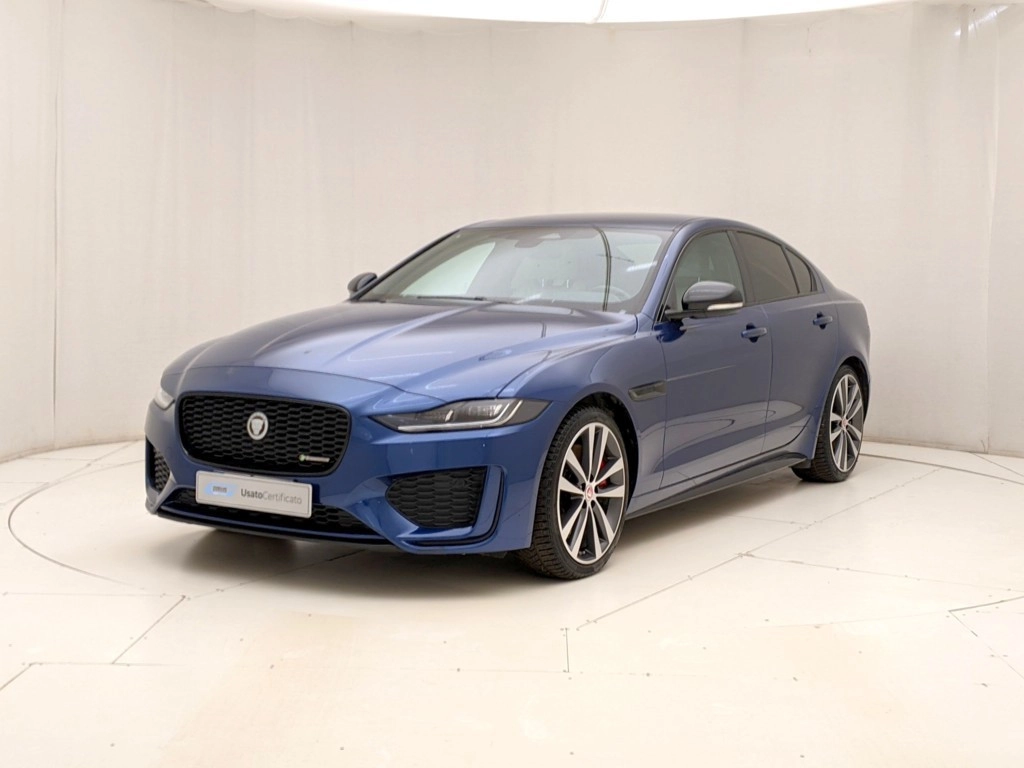 img-0 Jaguar XE Jaguar U1283553