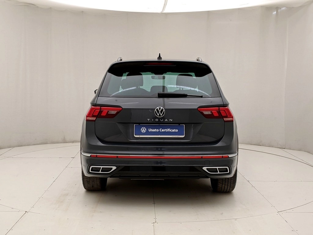 img-4 Volkswagen Tiguan Volkswagen U1281850