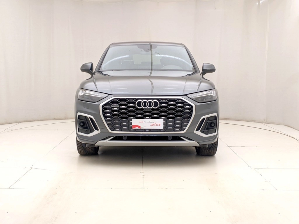 img-1 Audi Q5 Audi U1284311