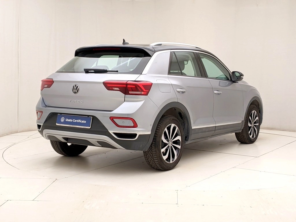 img-3 Volkswagen T-Roc Volkswagen U1284057