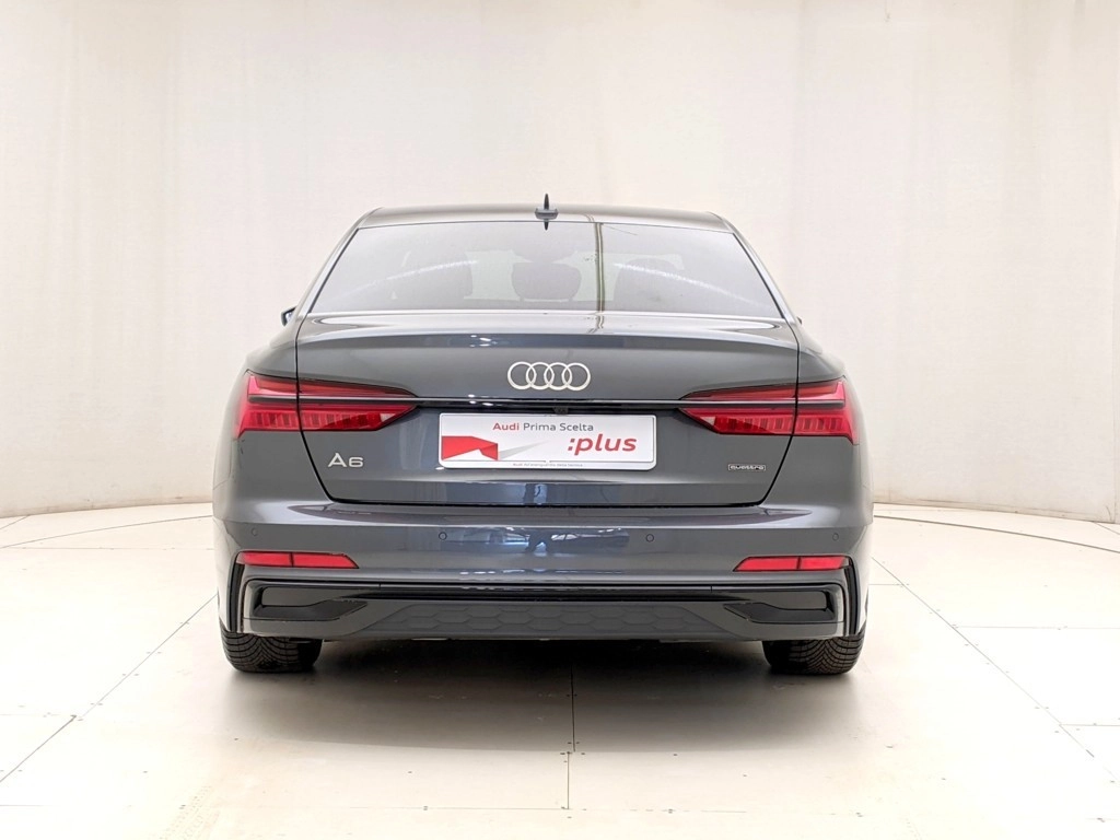 img-4 Audi A6 Audi U1284310