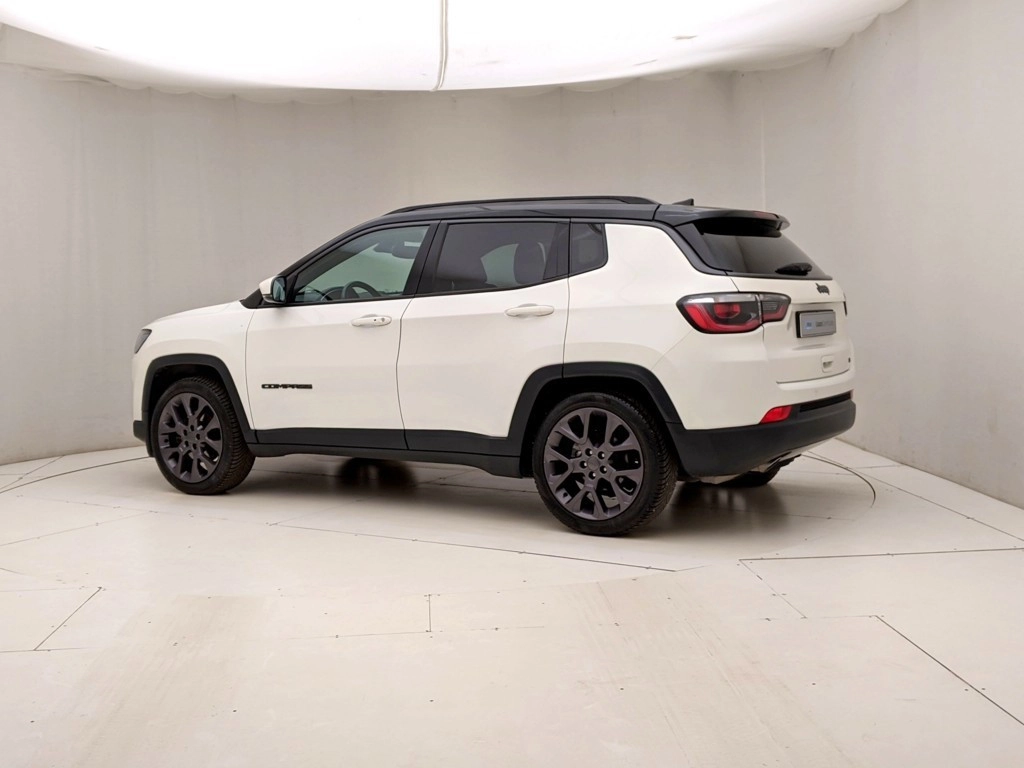 img-3 Jeep Compass Jeep U1284072