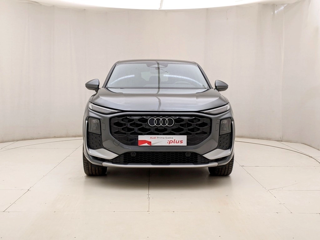 img-1 Audi Q3 Audi N1249427