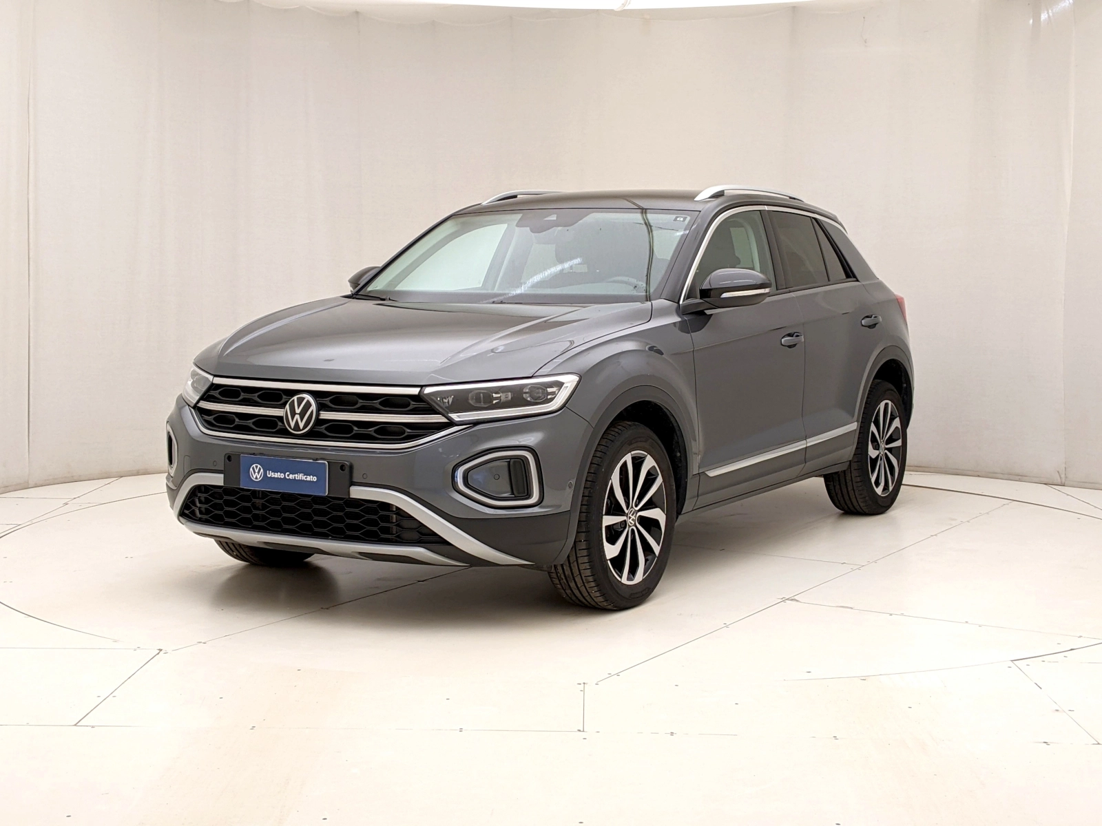 img-0 Volkswagen T-Roc Volkswagen U1283678