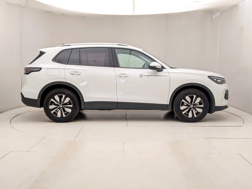 img-2 Volkswagen Tiguan Volkswagen N1248037