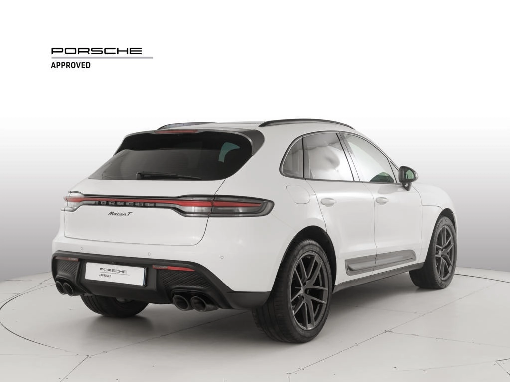 img-4 Porsche Macan Porsche U1283770