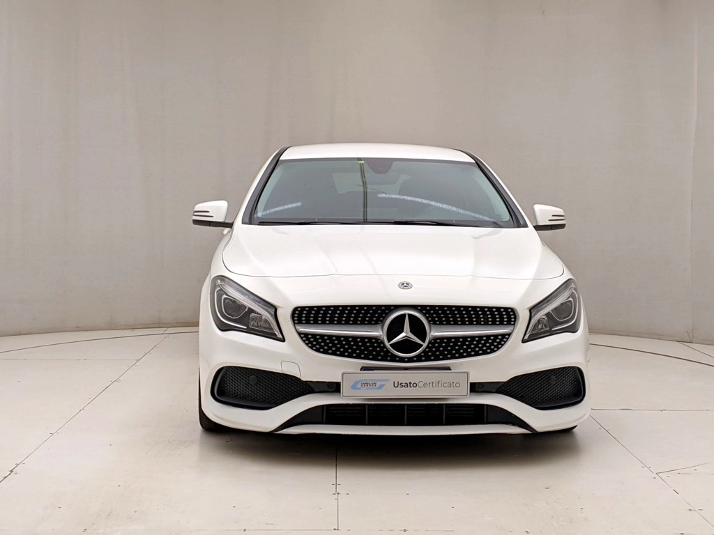 img-1 Mercedes-Benz Classe CLA Mercedes-Benz U1284077
