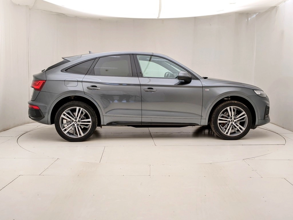 img-2 Audi Q5 Audi U1284188