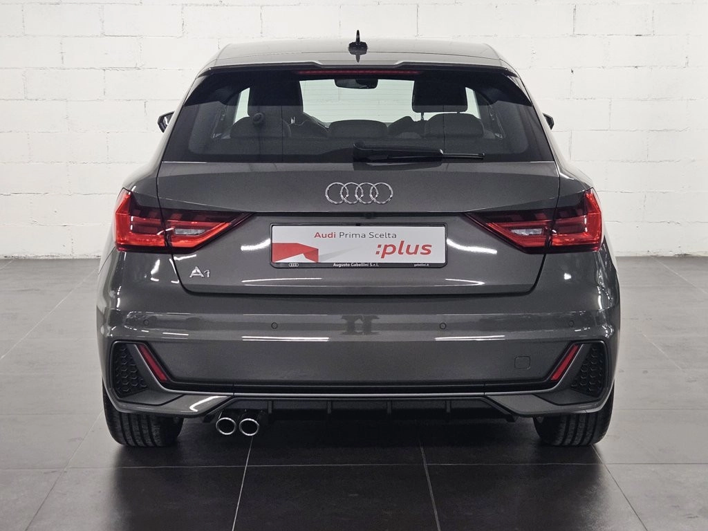 img-4 Audi A1 Audi N1247220