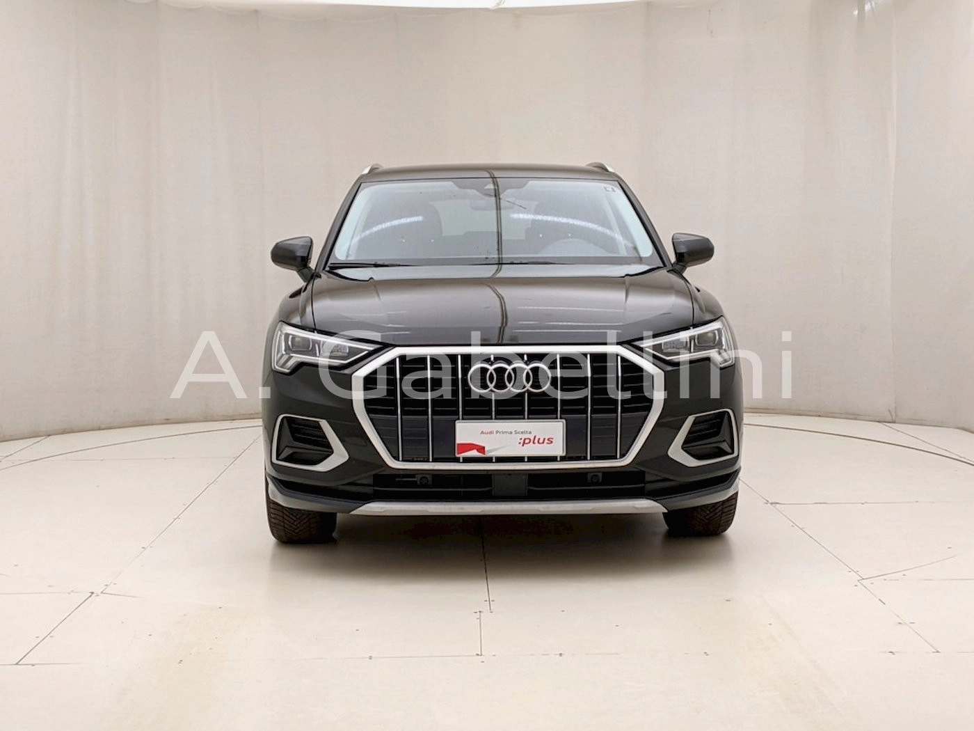img-1 Audi Q3 Audi U1284061