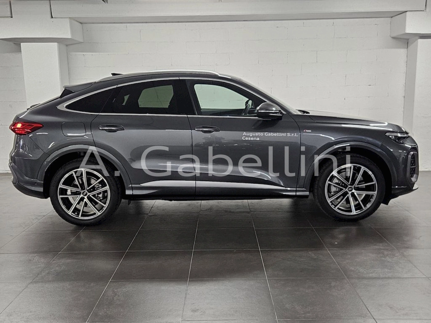 img-2 Audi Q5 Audi N1246937