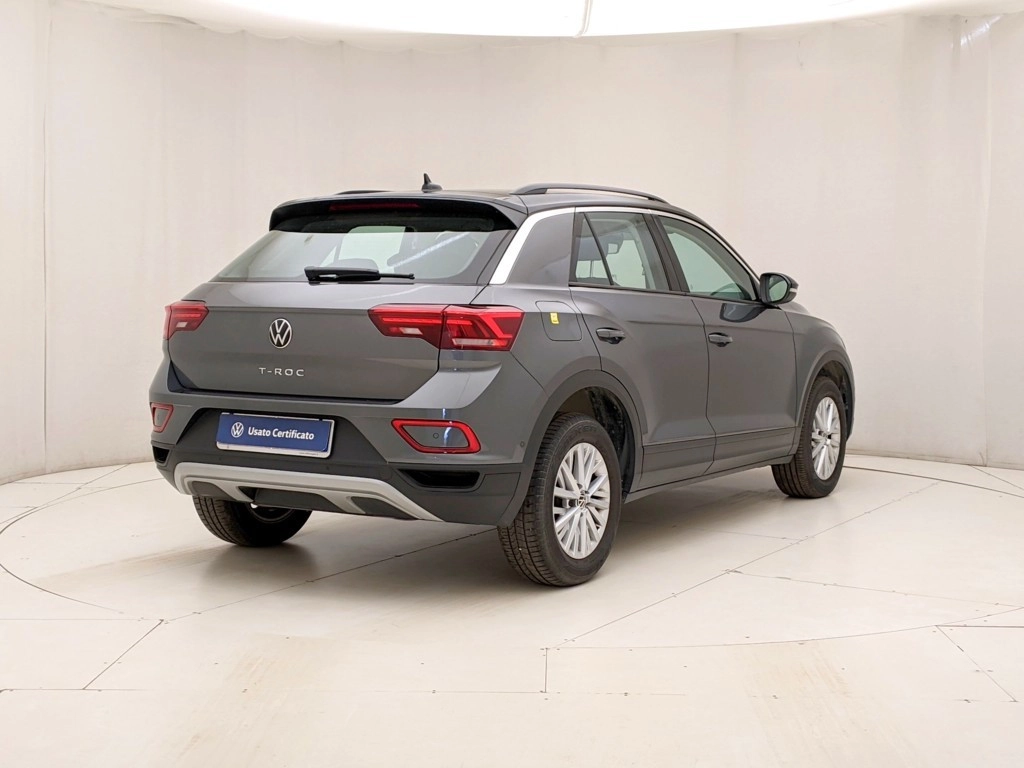 img-3 Volkswagen T-Roc Volkswagen U1284244