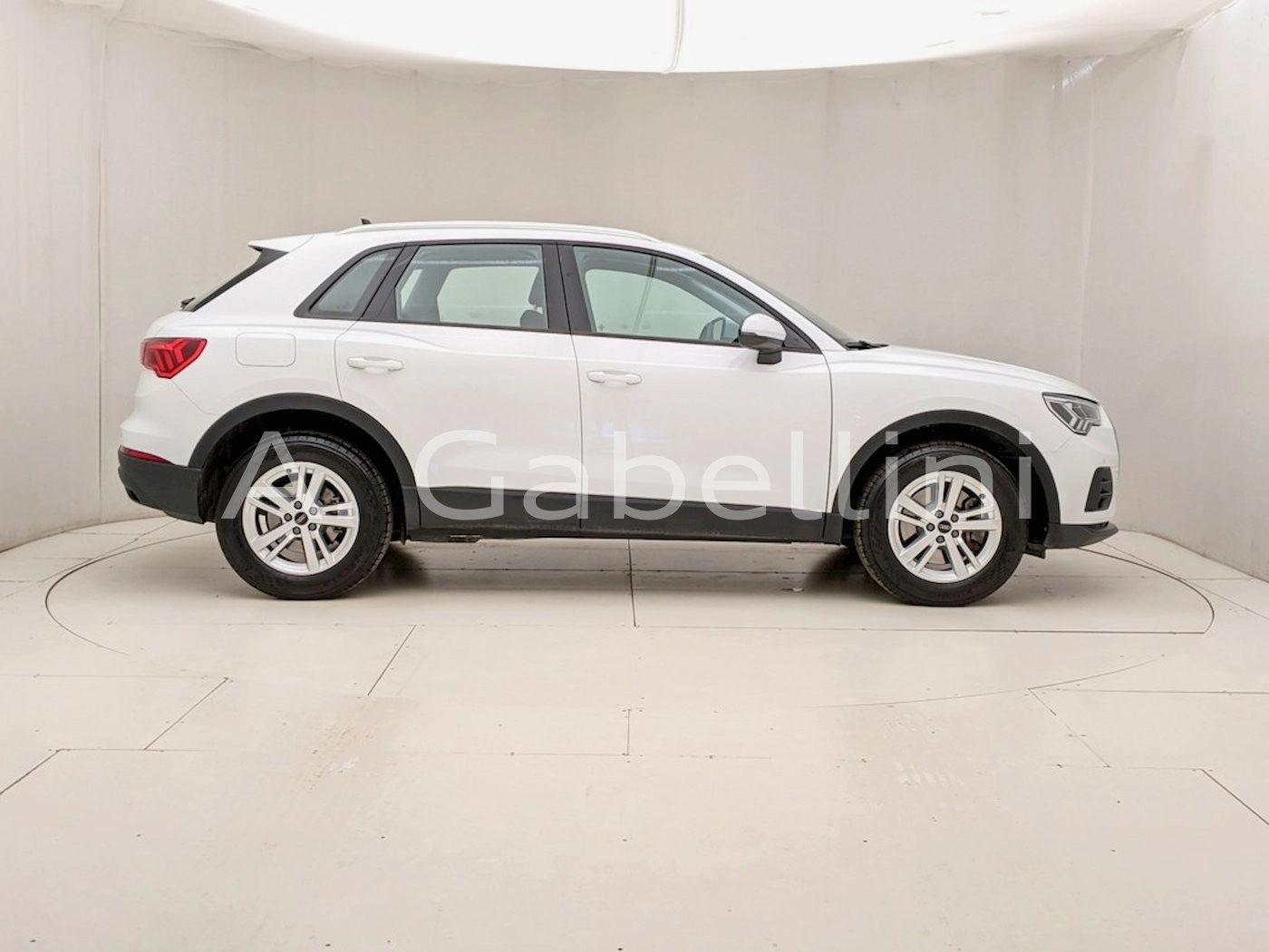 img-2 Audi Q3 Audi U1283695