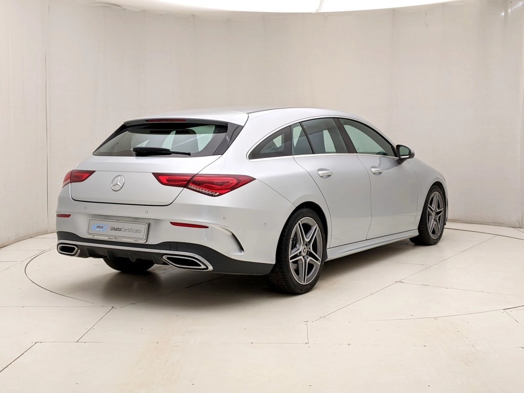 img-3 Mercedes-Benz Classe CLA Mercedes-Benz U1283344
