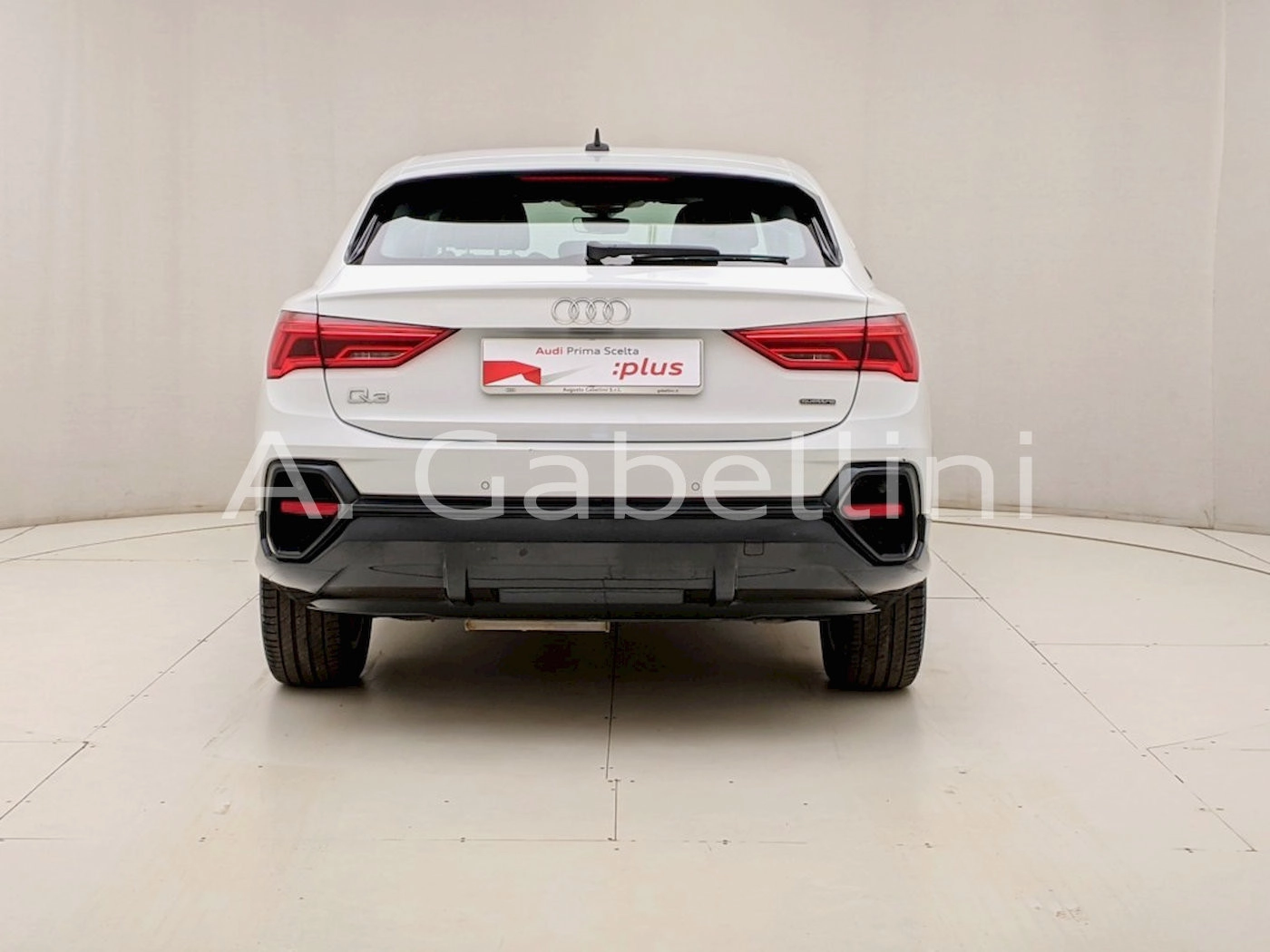 img-4 Audi Q3 Audi U1283947