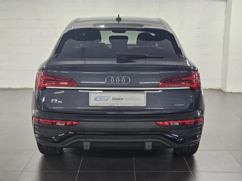 img-4 Audi Q5 Audi U1283739