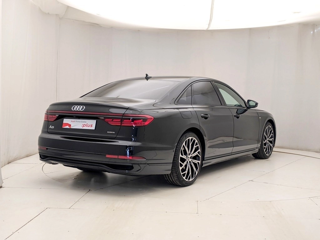 img-3 Audi S8 Audi N1246258