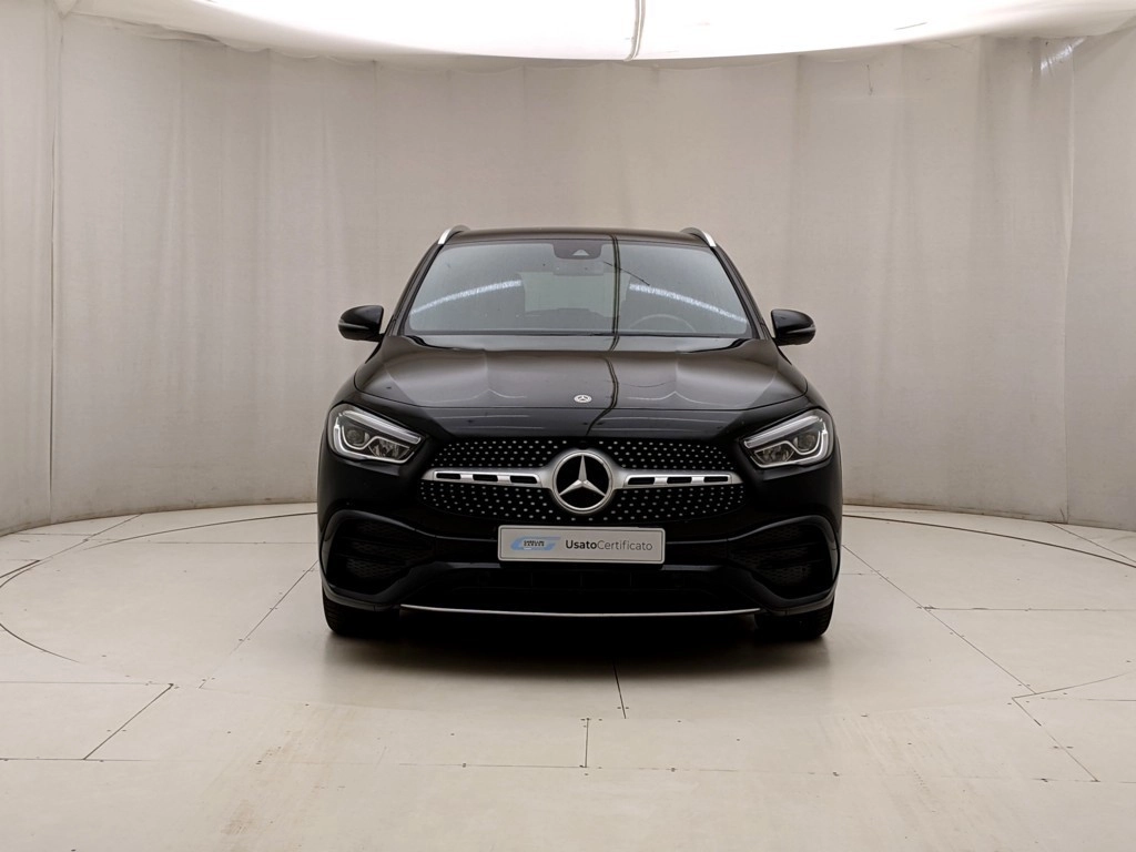 img-1 Mercedes-Benz GLA-H247 Mercedes-Benz U1284582