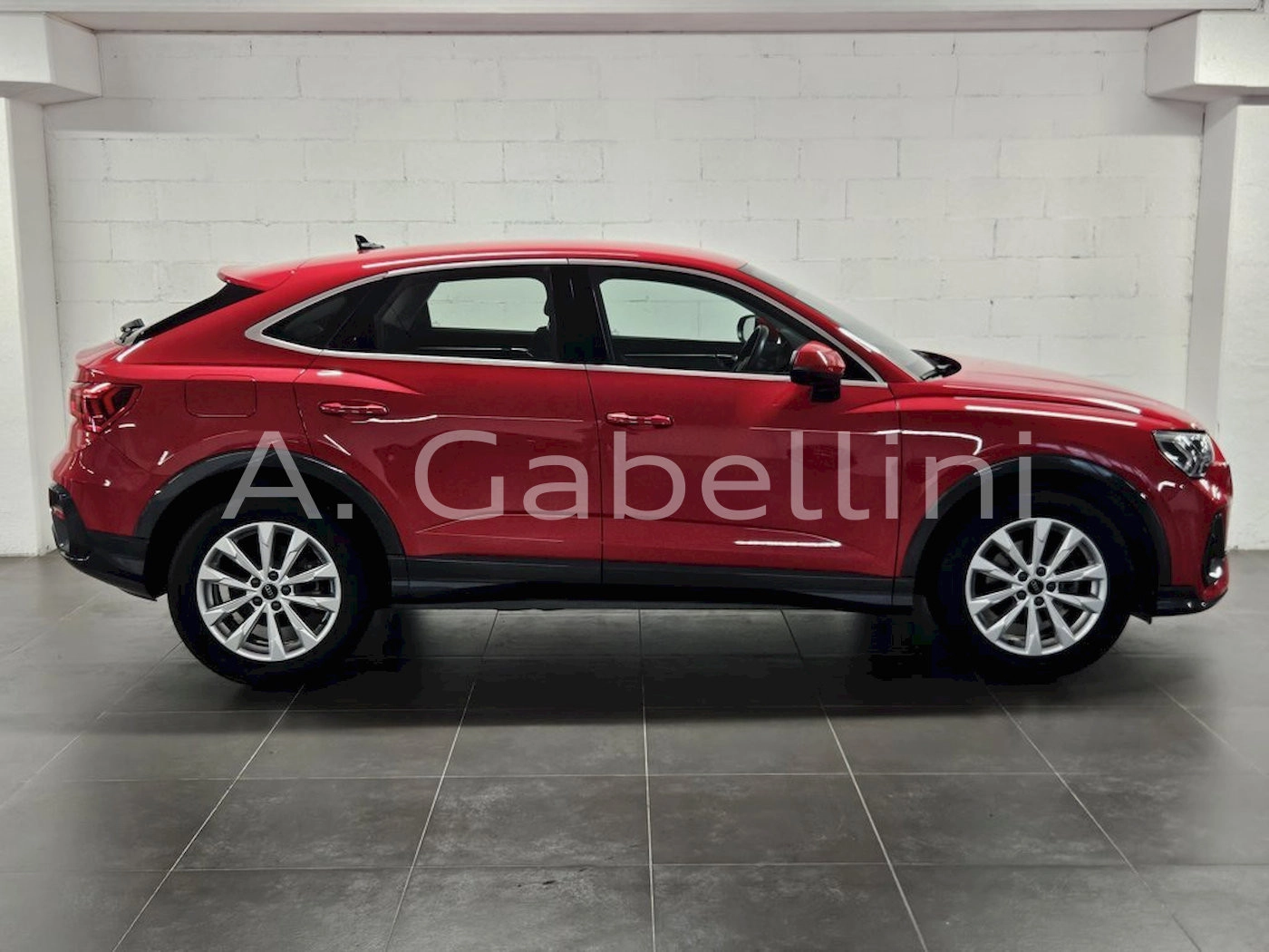 img-2 Audi Q3 Audi U1283578