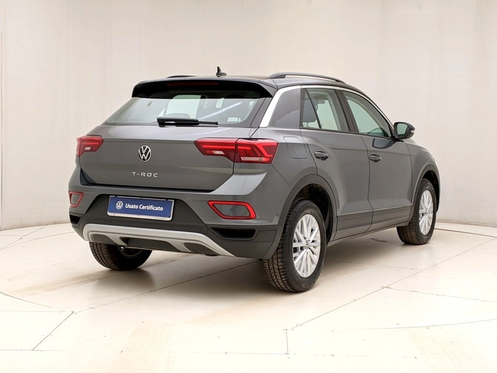 img-3 Volkswagen T-Roc Volkswagen U1283634