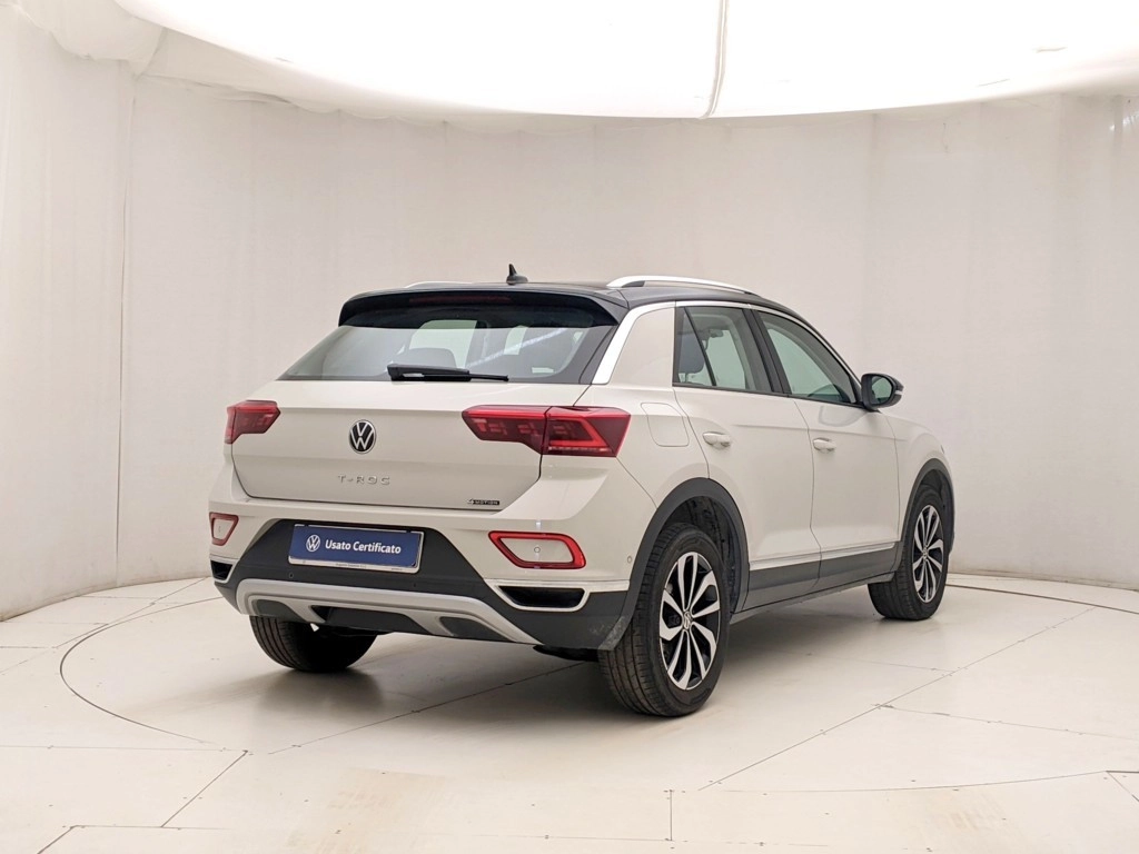 img-3 Volkswagen T-Roc Volkswagen U1284264