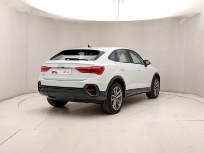 Audi Q3 - U1284723 
