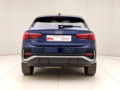 Audi Q3 - U1283130 