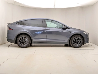 Tesla Model - U1283453 