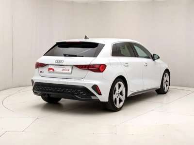 Audi Audi - U1282685 