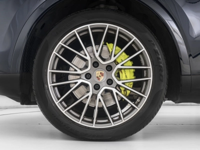 Porsche Cayenne - U1282752 