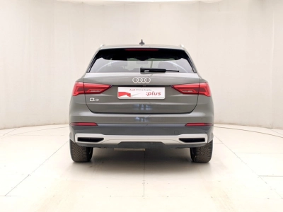 Audi Q3 - U1284318 