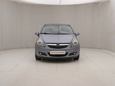 Opel Corsa - U1281500 